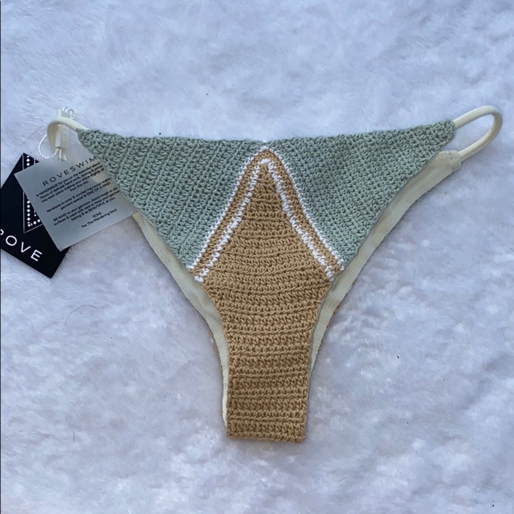 Rove swimwear bikini size S